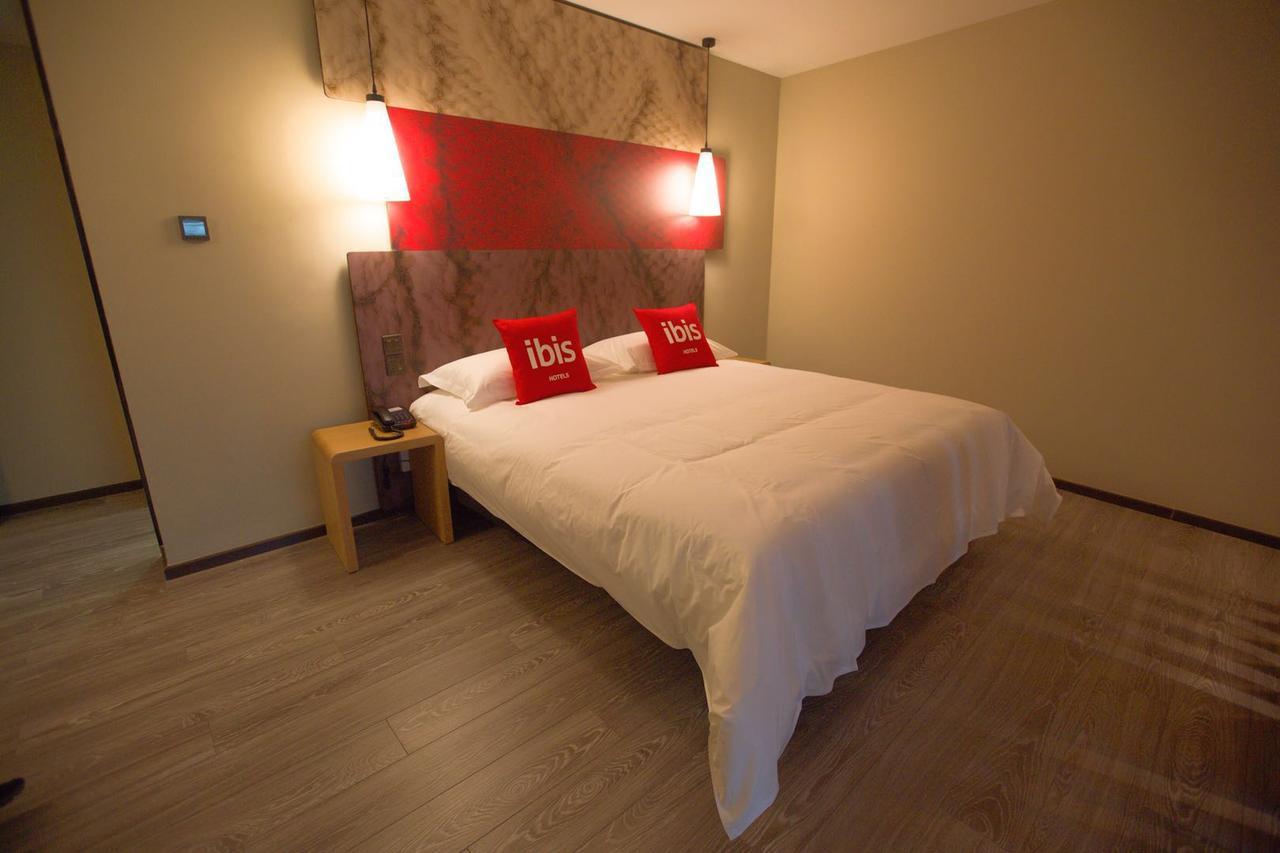 Hotel Ibis Chengdu Chunxi Road Shudu Mansion Zewnętrze zdjęcie